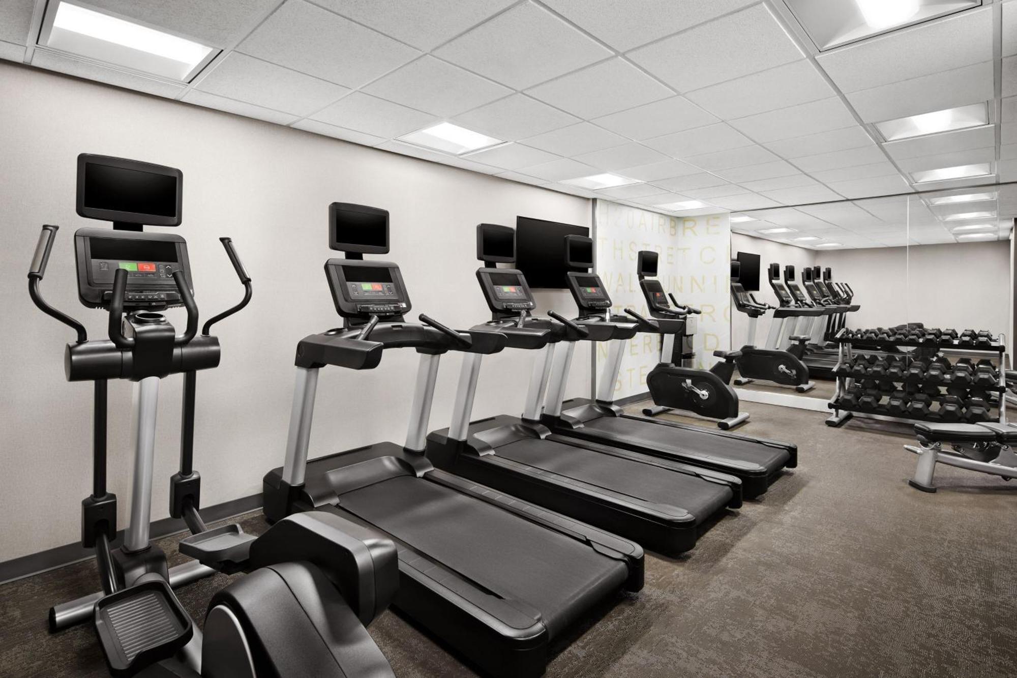 Residence Inn By Marriott Philadelphia Лангхорн Екстериор снимка